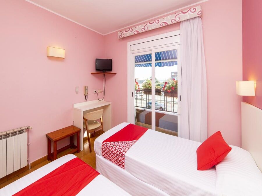 Casa Feliu Hostal Санта Сузана Екстериор снимка